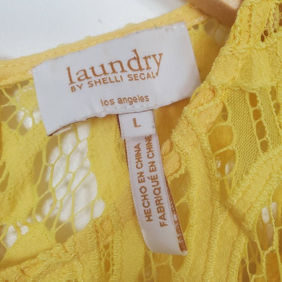 Laundry by Shelli Segal yellow tank cap sleeved blouse - Picture 4 of 4